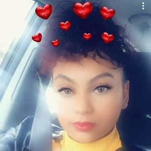 Meet your Posher, Antoniette